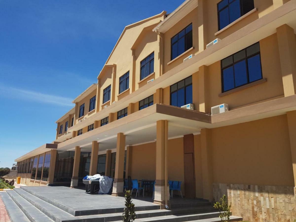 Nashera Hotel Dodoma Екстер'єр фото